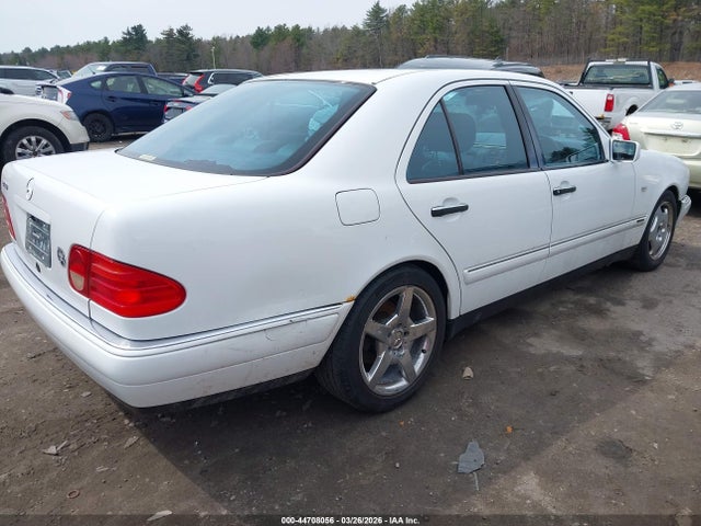1998 Mercedes-benz E430 მანქანა იყიდება აუქციონზე, vin: WDB2100702A625772, აუქციონის ნომერი: 44708056