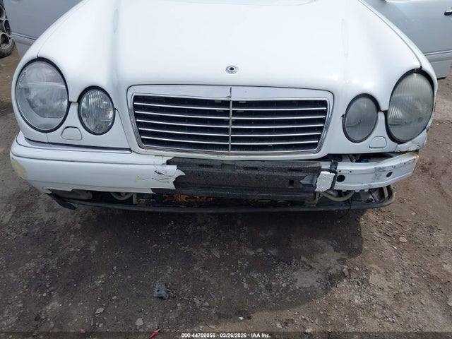 1998 Mercedes-benz E430 მანქანა იყიდება აუქციონზე, vin: WDB2100702A625772, აუქციონის ნომერი: 44708056