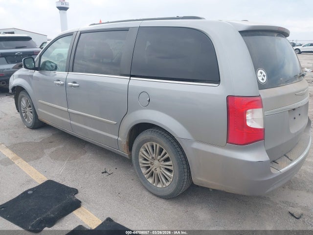 2015 Chrysler Town & Country Touring-l მანქანა იყიდება აუქციონზე, vin: 2C4RC1CG6FR515127, აუქციონის ნომერი: 44708057