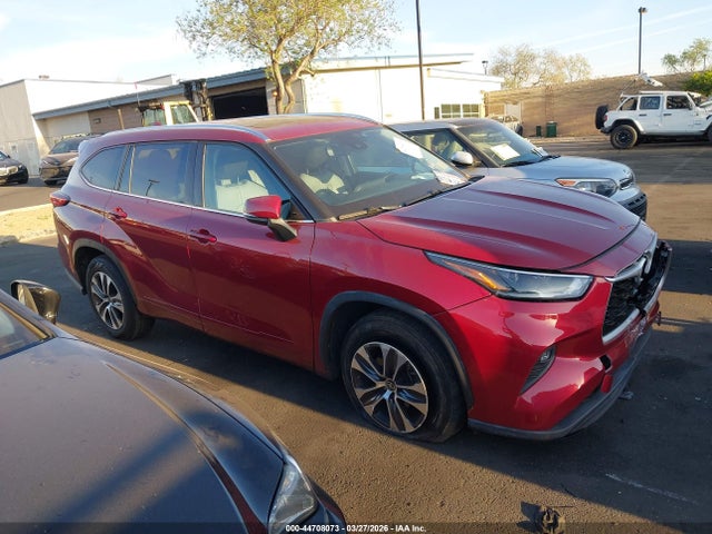 5TDHZRAH7MS037972 Toyota Highlander