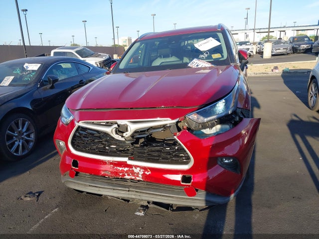 5TDHZRAH7MS037972 Toyota Highlander