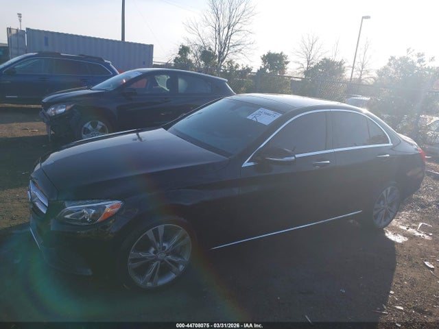 2015 Mercedes-benz C 300 4matic მანქანა იყიდება აუქციონზე, vin: 55SWF4KB8FU084057, აუქციონის ნომერი: 44708075