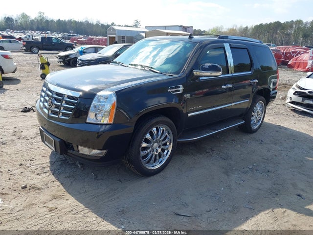 2013 Cadillac Escalade Luxury მანქანა იყიდება აუქციონზე, vin: 1GYS3BEF5DR102933, აუქციონის ნომერი: 44708079