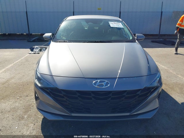 KMHLS4AG6MU210946 Hyundai ELANTRA SEL