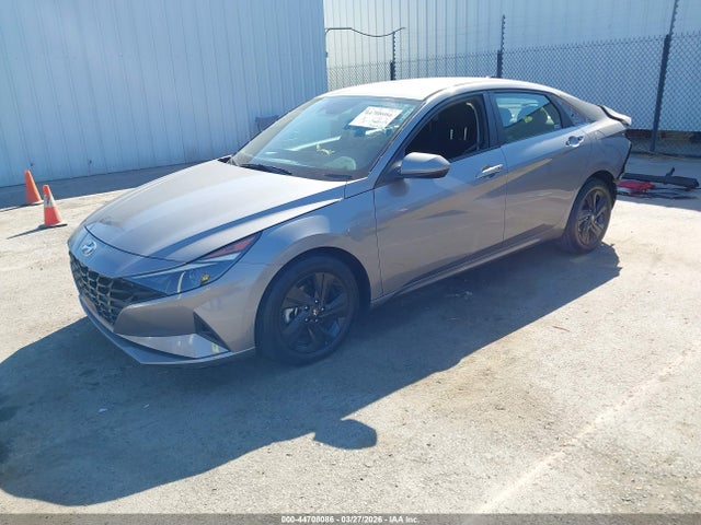 KMHLS4AG6MU210946 Hyundai ELANTRA SEL
