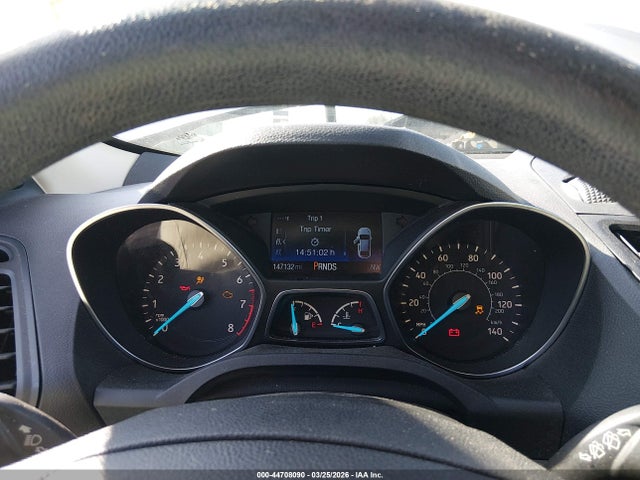 1FMCU0GD5HUA81491 Ford ESCAPE SE