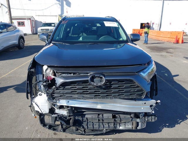 Toyota Rav4 Xle Premium 2025 2T3A1RFV7SC525047 Image 13