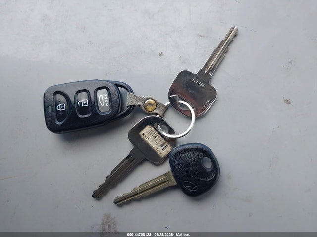 5NPD74LFXKH467792 Hyundai ELANTRA SE