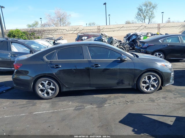 Продаж на аукціоні авто 2021 Kia Forte Lxs, vin: 3KPF24AD5ME285692, номер лоту: 44708133