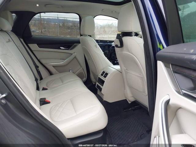 2023 JAGUAR F-PACE SADCJ2EX7PA716091 Photo 7