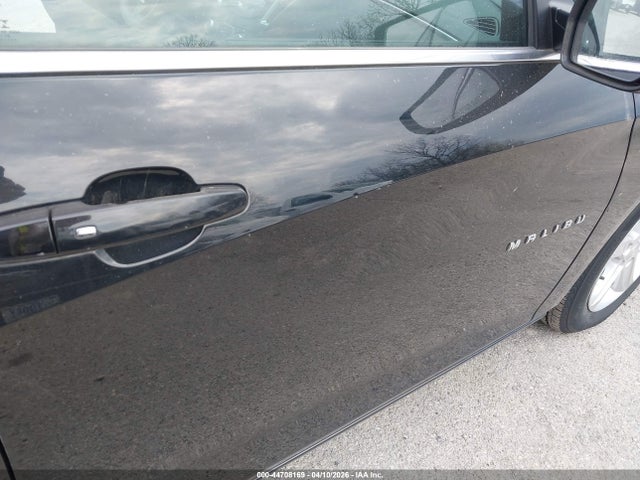 2019 CHEVROLET MALIBU 1G1ZC5ST2KF209283 Photo 5