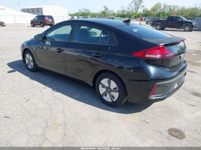 2019 HYUNDAI IONIQ HYBRID KMHC65LC9KU156463 Photo 2