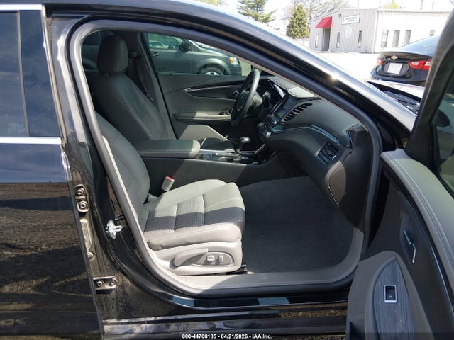 2019 CHEVROLET IMPALA 1G11X5S35KU137489 Photo 4