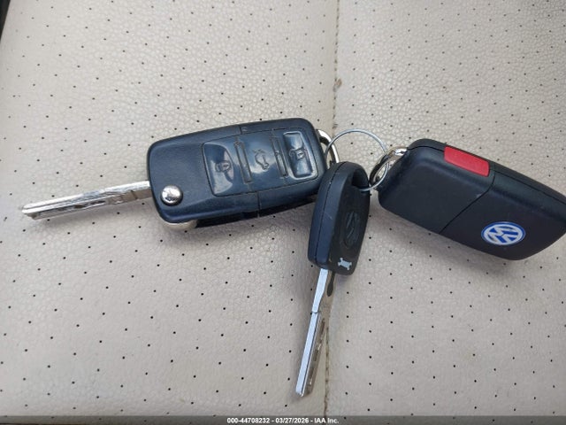 Продажа на аукционе авто 2009 Volkswagen Eos Komfort, vin: WVWBA71FX9V023092, номер лота: 44708232