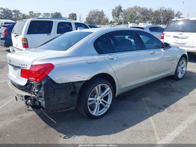2011 BMW 750LI WBAKC8C57BC433612 Photo 3