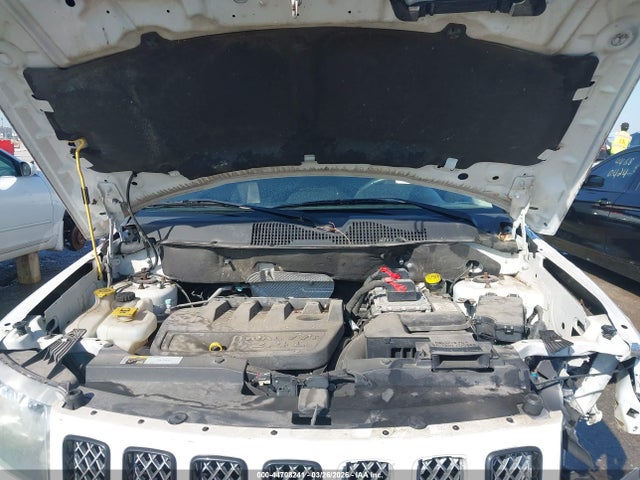 44708241 :رقم المزاد ، 1C4NJDEB5ED571231 vin ، 2014 Jeep Compass Latitude مزاد بيع