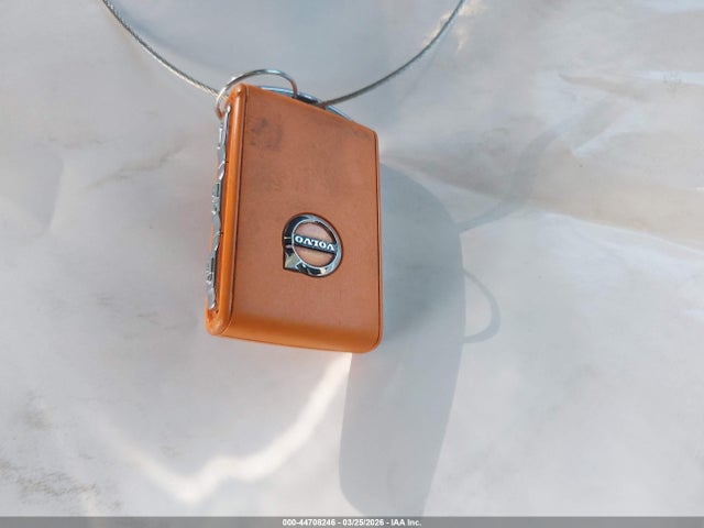 2023 VOLVO XC60 YV4L12RK4P1340909 Photo 10