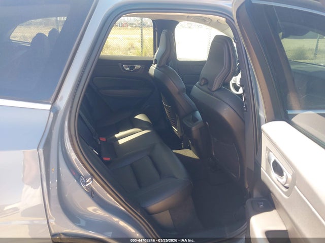 2023 VOLVO XC60 YV4L12RK4P1340909 Photo 7