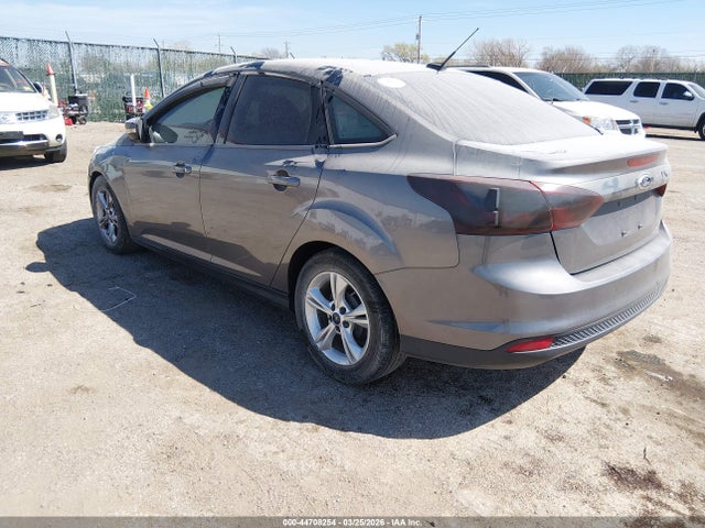 Ford FOCUS SE 2014 1FADP3F24EL209034 Image 3