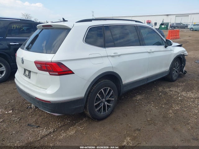 2018 Volkswagen Tiguan 2.0t Se/2.0t Sel მანქანა იყიდება აუქციონზე, vin: 3VV3B7AX3JM214489, აუქციონის ნომერი: 44708268