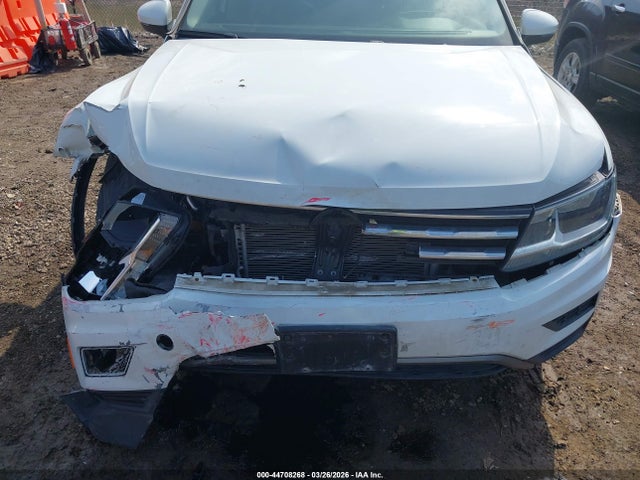 2018 Volkswagen Tiguan 2.0t Se/2.0t Sel მანქანა იყიდება აუქციონზე, vin: 3VV3B7AX3JM214489, აუქციონის ნომერი: 44708268