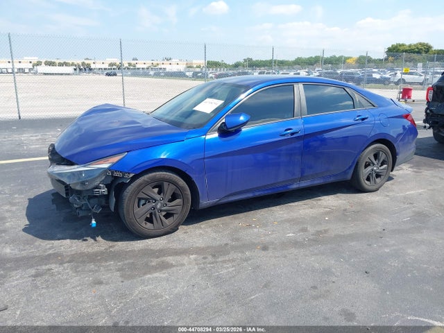 Продажа на аукционе авто 2022 Hyundai Elantra Sel, vin: 5NPLM4AG2NH078066, номер лота: 44708294