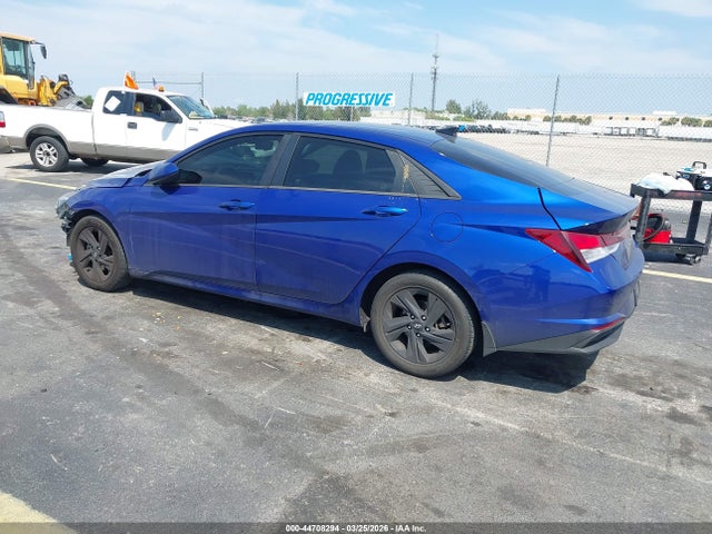 Продажа на аукционе авто 2022 Hyundai Elantra Sel, vin: 5NPLM4AG2NH078066, номер лота: 44708294