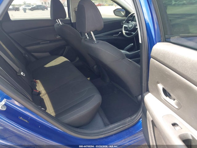 Продажа на аукционе авто 2022 Hyundai Elantra Sel, vin: 5NPLM4AG2NH078066, номер лота: 44708294