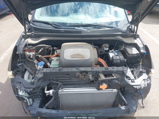 KNDJX3AE6F7001911 KIA Soul Ev +