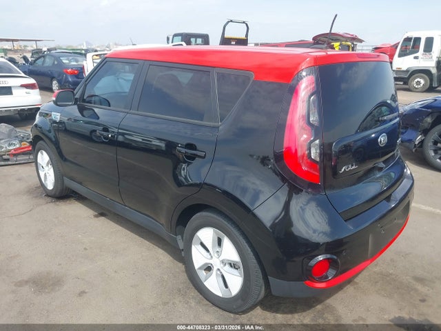 KNDJX3AE6F7001911 KIA Soul Ev +
