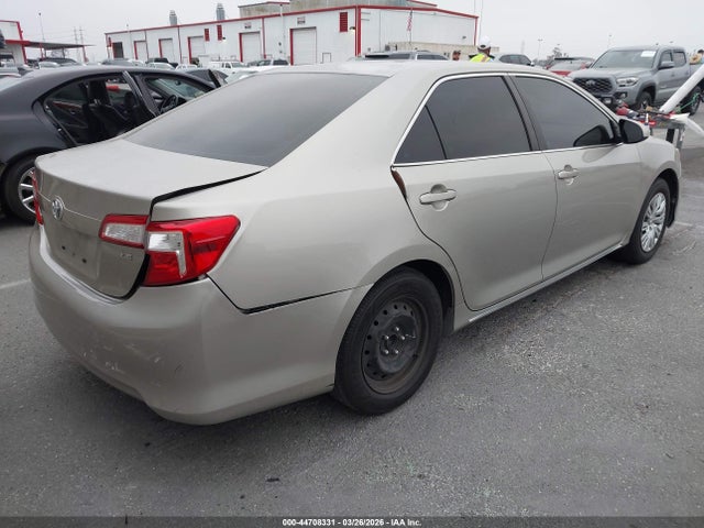 Toyota CAMRY LE 2014 4T4BF1FK1ER387519 Image 4