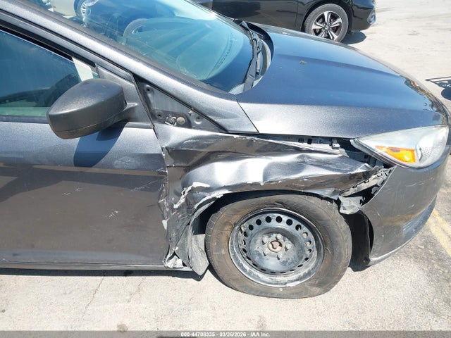 Ford FOCUS S 2018 1FADP3E20JL240499 Image 6