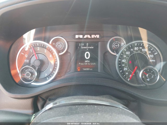 2021 Ram 1500 Big Horn  4x4 6'4 Box მანქანა იყიდება აუქციონზე, vin: 1C6SRFMT5MN643059, აუქციონის ნომერი: 44708337