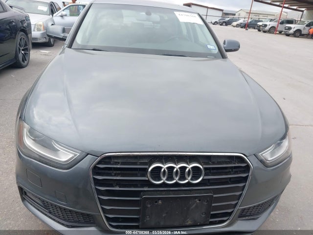 Продаж на аукціоні авто 2016 Audi A4 2.0t Premium, vin: WAUAFAFL4GN006209, номер лоту: 44708368