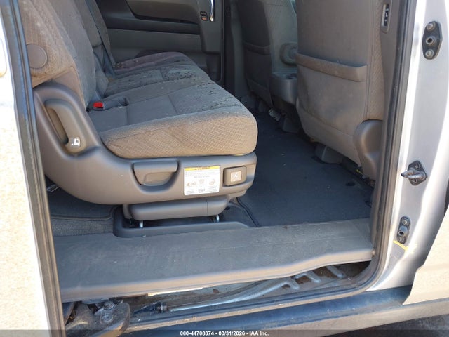 Auction sale of the 2014 Honda Odyssey Ex, vin: 5FNRL5H42EB001842, lot number: 44708374