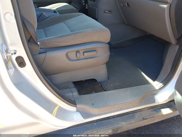 Auction sale of the 2014 Honda Odyssey Ex, vin: 5FNRL5H42EB001842, lot number: 44708374