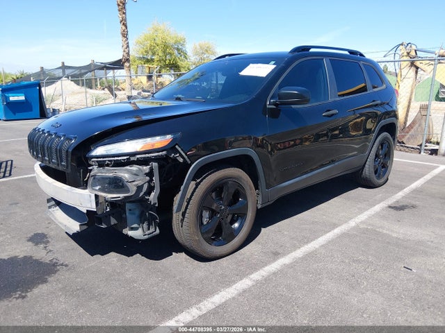 1C4PJLAB8HW654766 Jeep Cherokee Altitude Fwd
