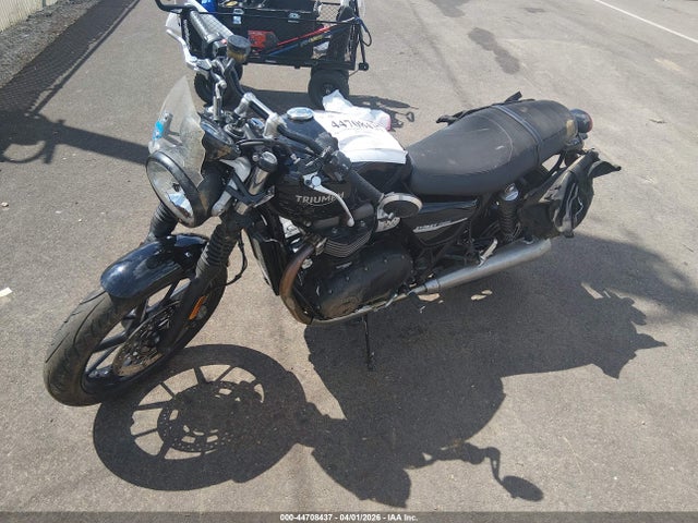 Triumph Motorcycle Street Twin 2020 SMTD31GN8LTAB3677 Image 14