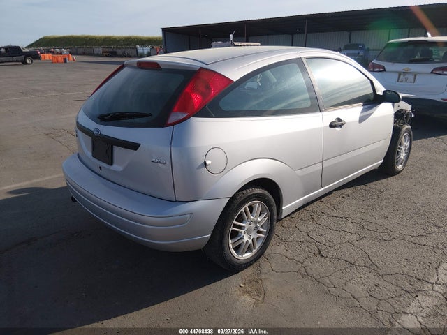 2005 FORD FOCUS 3FAFP31N45R115182 Photo 3