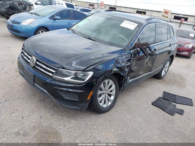 2018 VOLKSWAGEN TIGUAN 3VV2B7AX4JM185466 Photo 1