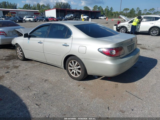 2004 LEXUS ES 330 JTHBA30G745038689 Photo 2