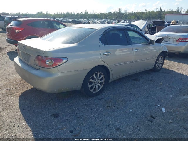 2004 LEXUS ES 330 JTHBA30G745038689 Photo 3