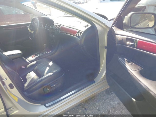 2004 LEXUS ES 330 JTHBA30G745038689 Photo 4