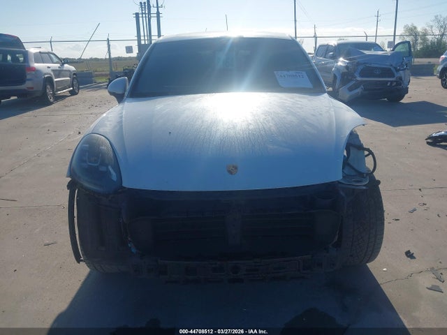WP1AA2A2XGKA08553 Porsche Cayenne