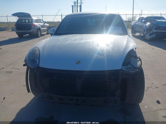 2016 PORSCHE CAYENNE WP1AA2A2XGKA08553 Photo 5
