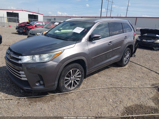 2018 TOYOTA HIGHLANDER 5TDKZRFH2JS547169 Photo 1