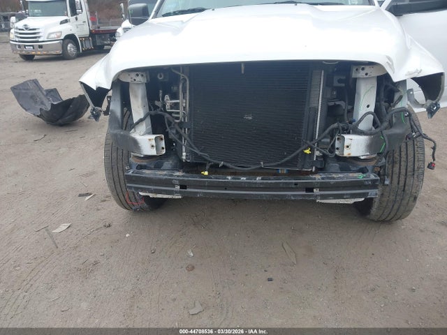 44708536 :رقم المزاد ، 1C6RR7FG7JS209940 vin ، 2018 Ram 1500 Express  4x4 6'4 Box مزاد بيع