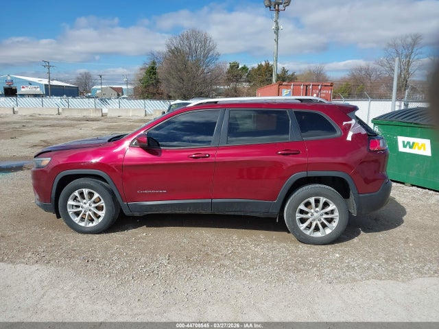 2021 Jeep Cherokee Latitude Fwd მანქანა იყიდება აუქციონზე, vin: 1C4PJLCB8MD208636, აუქციონის ნომერი: 44708545