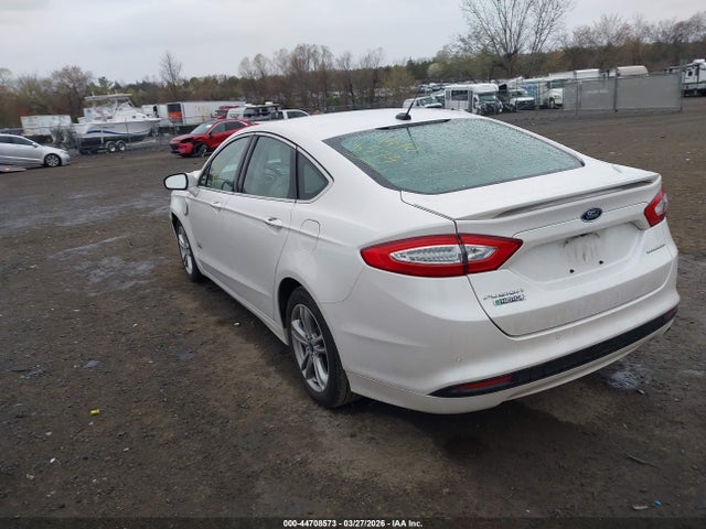 2016 FORD FUSION ENERGI 3FA6P0SU7GR276116 Photo 2
