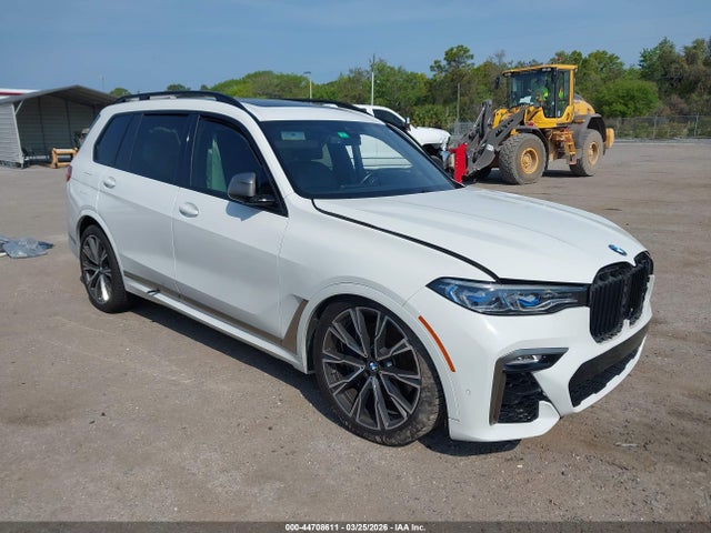 2022 BMW X7 5UXCX6C07N9J52835